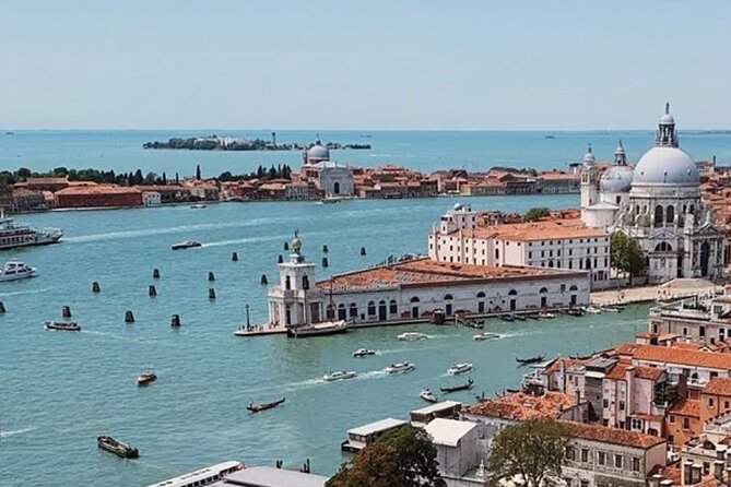 Full Day Luxury Trip to Venice With Private Car and Driver From Milan - Exploring Orvieto