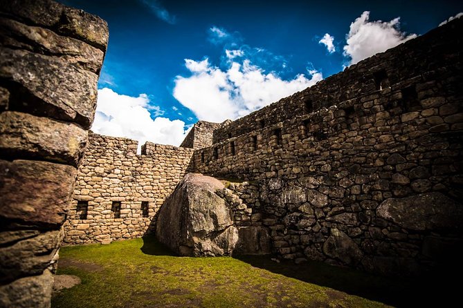 Full-Day Machu Picchu Tour From Cusco - Guided Tour of Machu Picchu