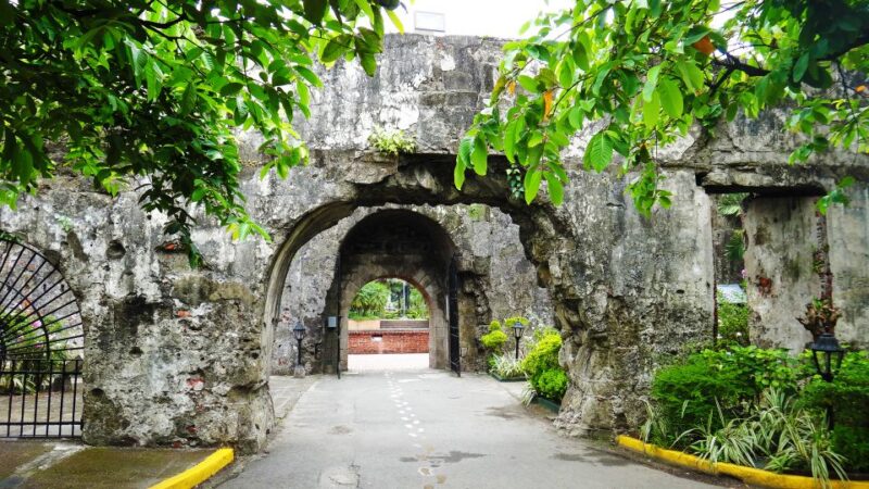 Full-Day Manila City, Tagaytay Taal Volcano and Lake Tour - Itinerary Highlights