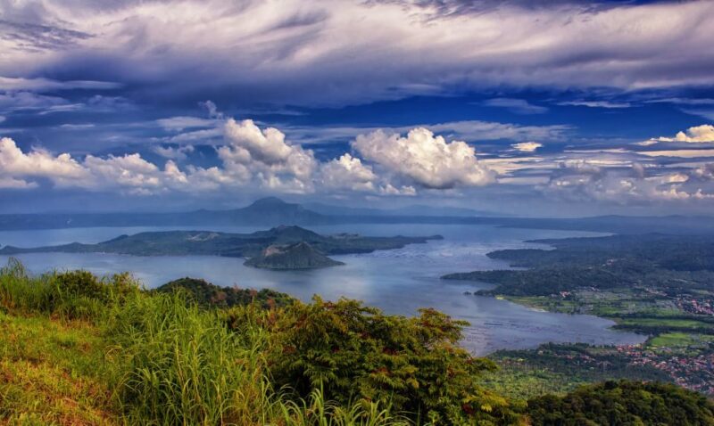 Full-Day Manila City, Tagaytay Taal Volcano and Lake Tour - Transportation and Pickup Details