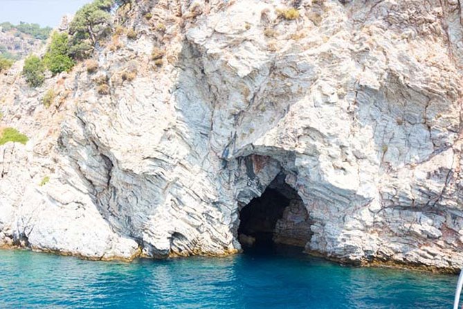 Full Day Marmaris Boat Trip With Lunch and Drinks - Accessibility and Participation