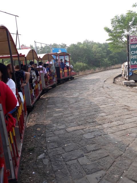 Full Day Mumbai City and Elephanta Caves Tour All Including - Exploring Elephanta Caves