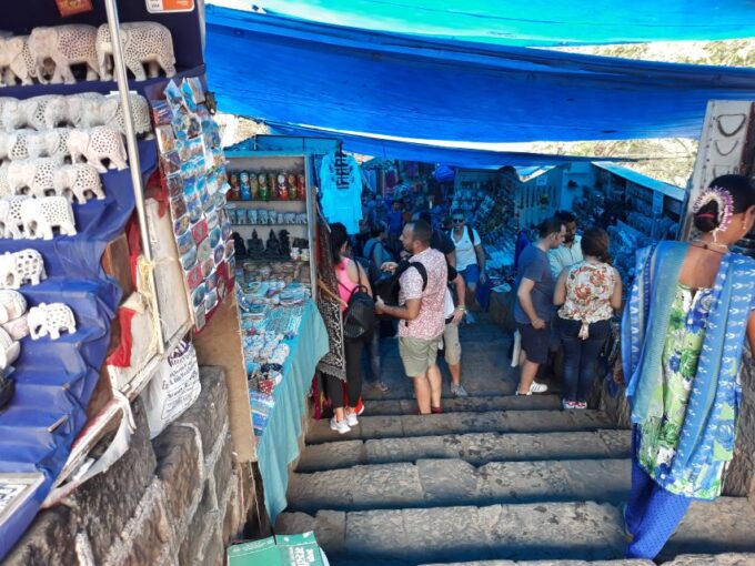 Full Day Mumbai City and Elephanta Caves Tour All Including - Tips for Your Visit