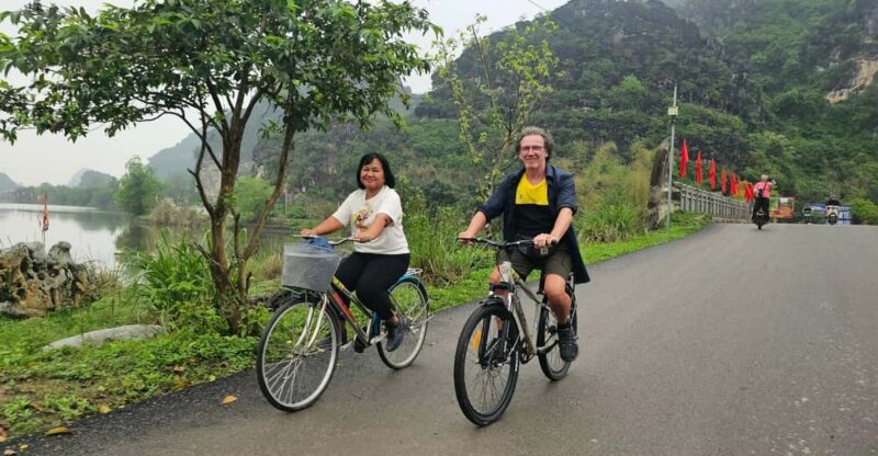 FULL DAY NINH BINH: HOA LU & TRANG AN EXCLUSIVE - Hoa Lu Ancient Capital