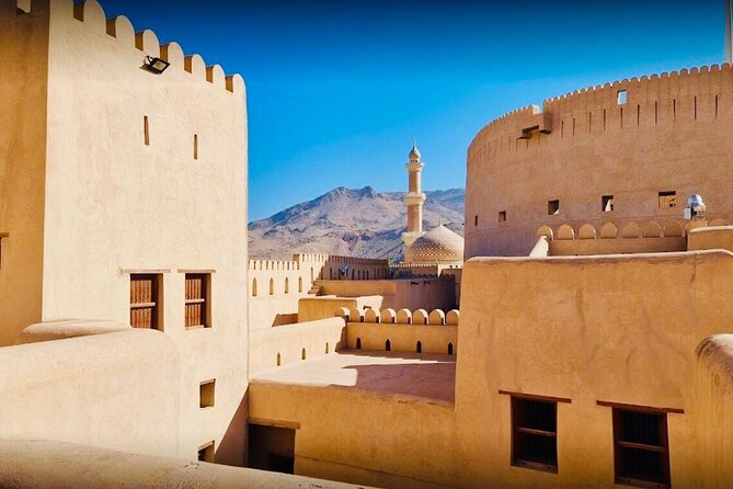 Full-Day Nizwa Fort, Bahla Fort and Jabreen Castle Private Tour - What to Expect