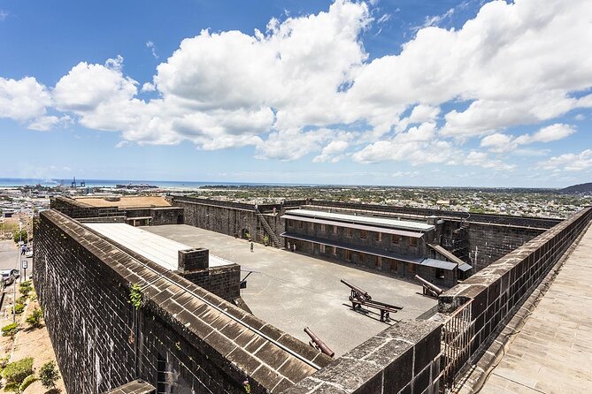 Full Day North Tour: Port-Louis, Pamplemousses Botanical Garden & Fort Adelaide - Visit Fort Adelaide