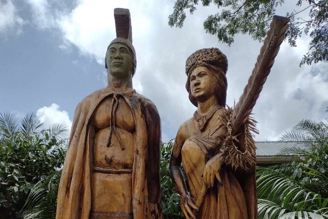 Full Day Oahu Tour With Byodo Temple & Waimea Waterfalls - Booking Confirmation and Logistics