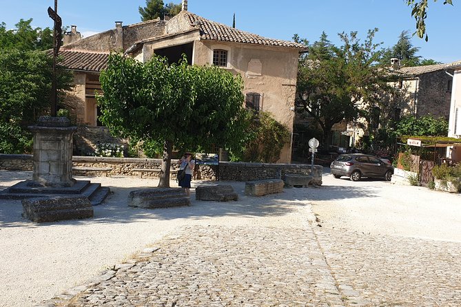 Full Day of the Top 3 Luberon Hilltop Villages From Marseille / Aix-En-Provence - Exploring the Luberon Villages