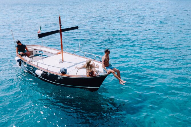 Full Day on a Private Boat to Discover Capri - Inclusions