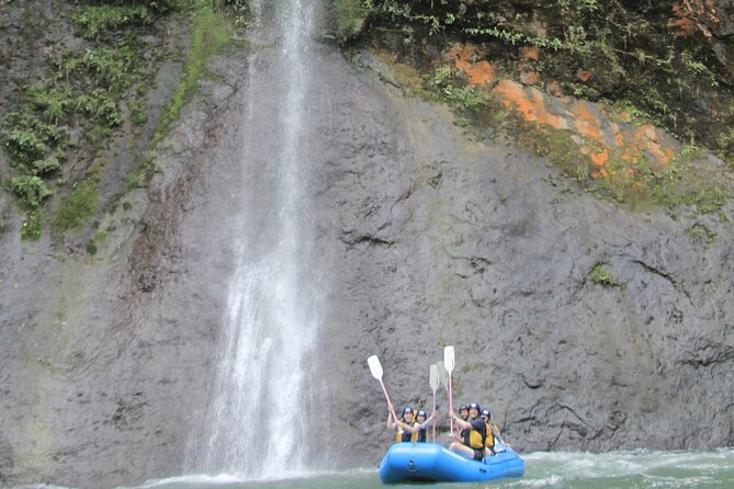 Full Day Pacuare River Rafting Experience - Meals and Inclusions