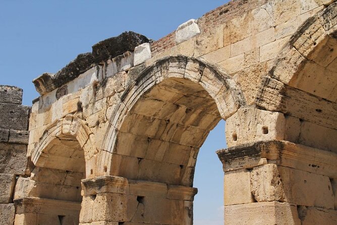Full-Day Pamukkale and Hierapolis Tour From Selcuk or Kusadasi - Lunch and Beverages