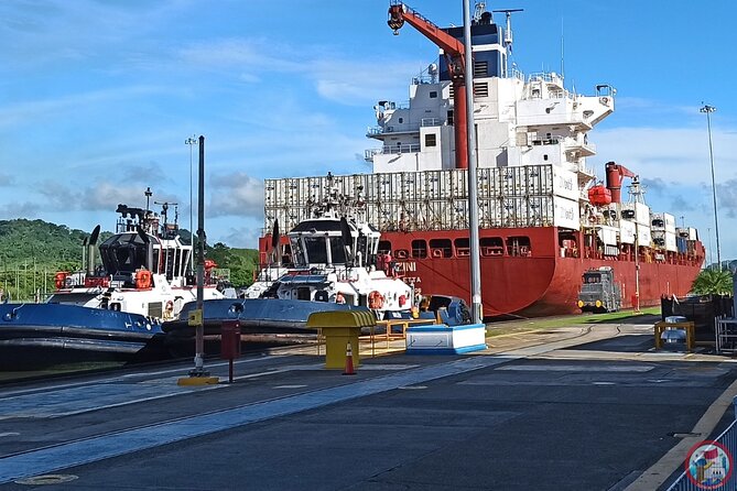 Full Day - Panama Canal Coast to Coast - by Land - Pedro Miguel Locks
