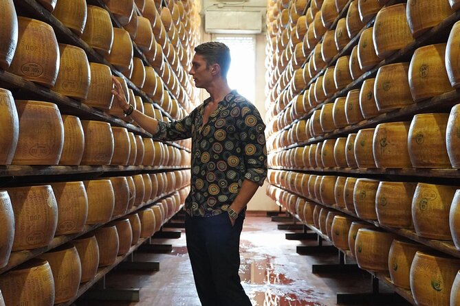 Full Day Parmigiano, Prosciutto and Balsamico Vinegar Food Tour - Explore Parmigiano-Reggiano