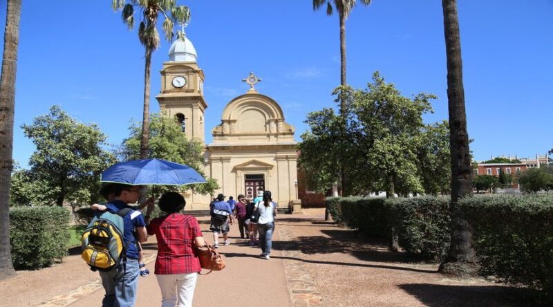 Full Day Pinnacles Desert and New Norcia - Exploring New Norcia