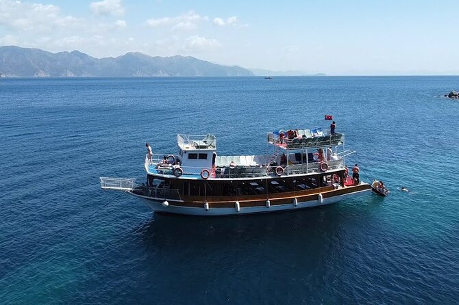 Full Day Pirate Boat Tour in Marmaris With Lunch & Beverages - Tour Duration and Capacity