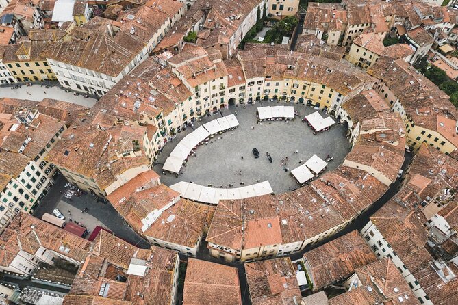 Full-Day Pisa and Lucca Day Trip From Montecatini - Sampling the Local Cuisine