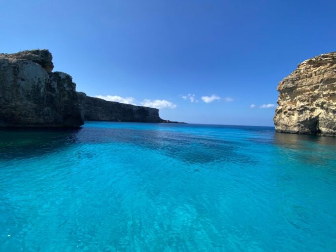 Full Day Private Boat Charter in Malta & Comino - Onboard Amenities and Facilities