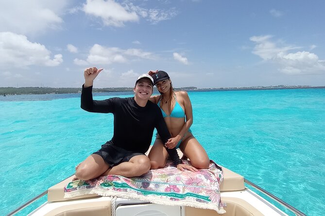 Full Day Private Boat Tour in San Andres Islands - Snorkeling Equipment