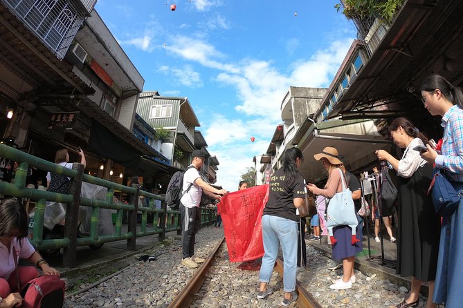 Full-Day Private Custom Keelung Shore Excursions - Taipei 101