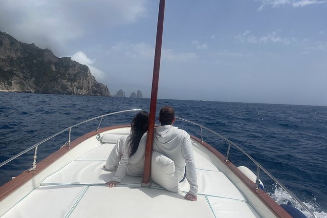 Full Day Private Guided Boat Tour of the Capri Coast - Inclusions and Amenities
