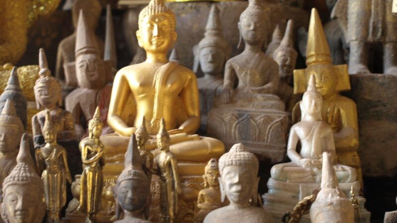 Full-Day Private Guided Pak Ou Caves & Ethnic Village Tour - Visit the Village of Ban Xanghai