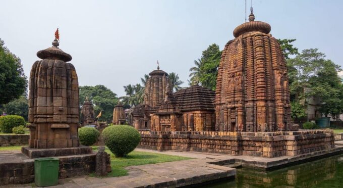 Full-Day Private Guided Temple Tour in Khajuraho - Explore Renowned Temples