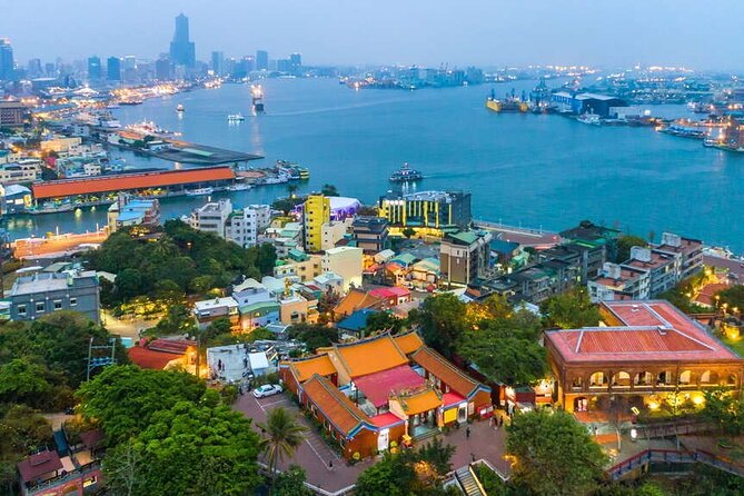 Full-Day Private Guided Tour in Kaohsiung Port Shore - Cancellation and Booking Information