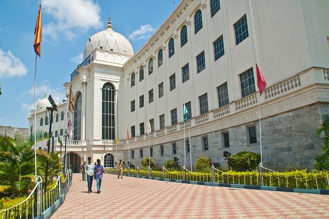 Full-Day Private Guided Tour of Hyderabad - Discovering Chowmahalla Palace