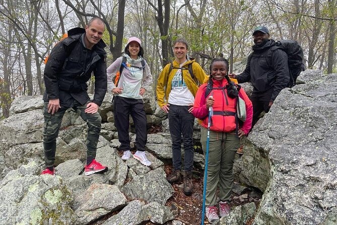 Full-Day Private Hiking in Kent Falls, Pond and Fuller Mountains - Key Points