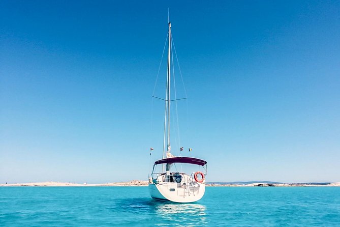 Full-Day Private Ibiza and Formentera Charter Cruise - Inclusions and Amenities