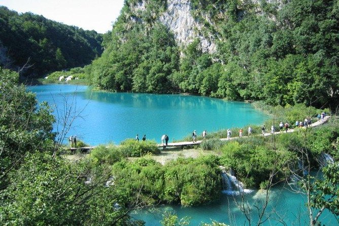 Full-Day Private Plitvice Lakes National Park Roundtrip Transfer From Split - Pickup Information