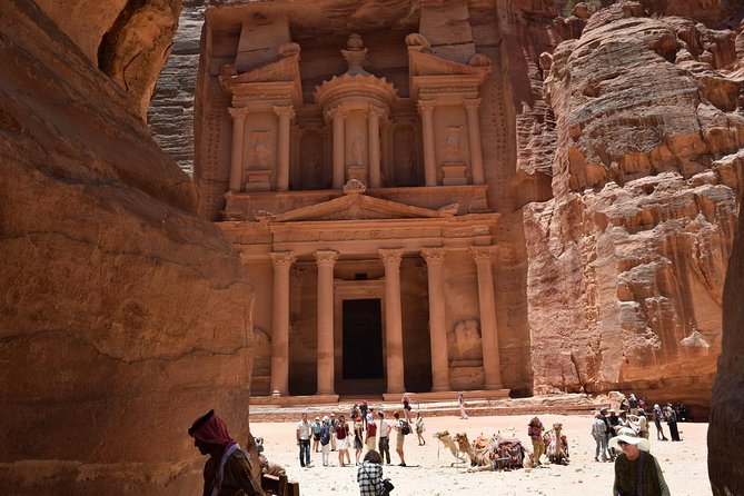 Full-Day Private Round-Trip Transfers to Petra From Amman - Personalizing Your Petra Adventure