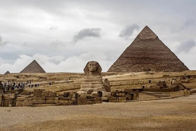 Full-Day Private Tour Giza Pyramids Saqqara and Memphis ( Included BBQ Lunch ) - Itinerary at a Glance
