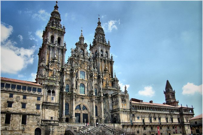 Full-Day Private Tour: Historic Santiago De Compostela From Lisbon - Highlights of the Cathedral