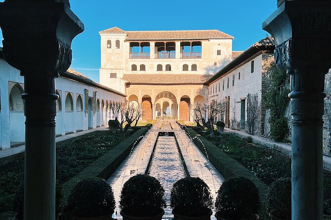 Full Day Private Tour in Alhambra From Malaga - Alhambra Highlights