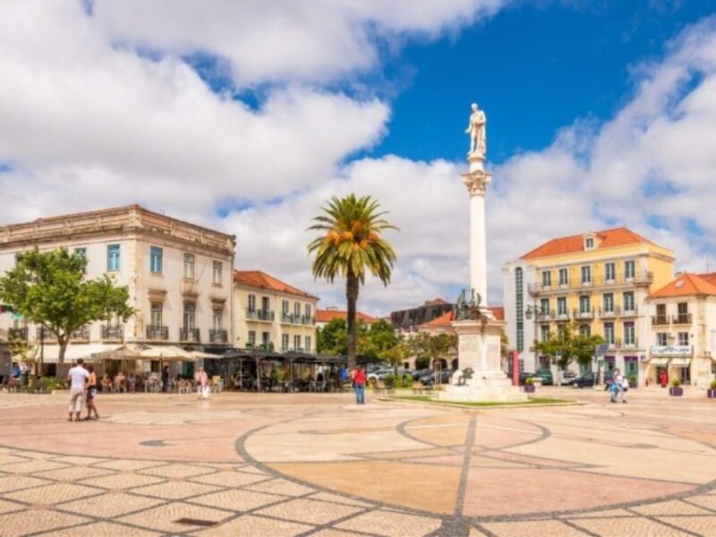 Full-Day Private Tour in Arrábida With Wine Tour From Lisbon - Itinerary Highlights