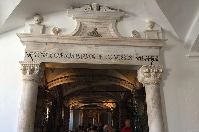 Full Day Private Tour in Évora and Monsaraz - Exploring Historic Évora