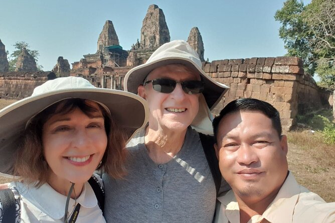 Full-Day Private Tour in Lost City & Angkor Wat From Siem Reap - Meeting and Pickup
