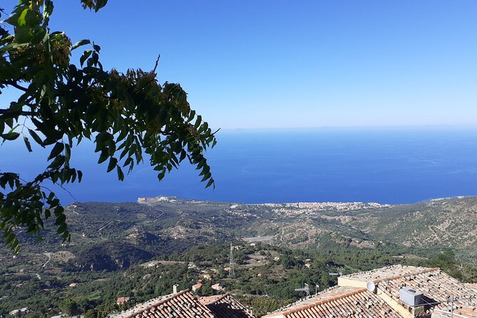 Full Day Private Tour in Medieval Villages and Vineyard in Cefalù - Lunch Details