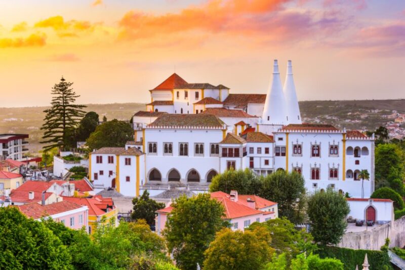 Full-Day Private Tour in Sintra and Cascais - Guincho Beach Lunch
