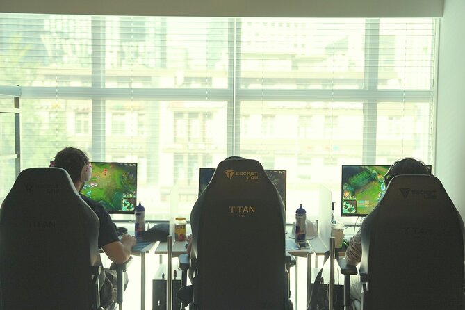 Full Day Private Tour in the Esports Club House, Seoul - Gaming Gear and Practice Rooms