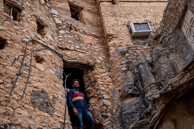 Full-Day Private Tour- Nizwa and Jabal Akhdar - Exploring Nizwa