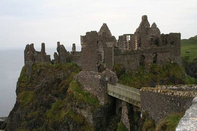 Full-Day Private Tour of Giants Causeway With Pick up - Highlights and Attractions