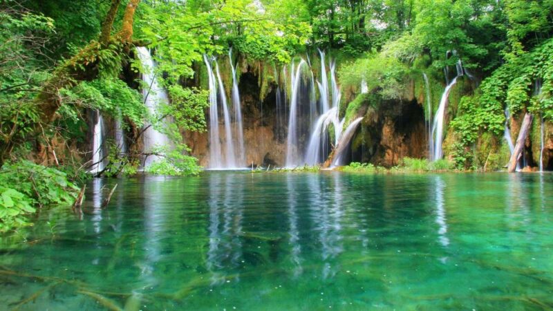 Full Day Private Tour of Plitvice Lakes From Split & Trogir - Inclusions and Exclusions