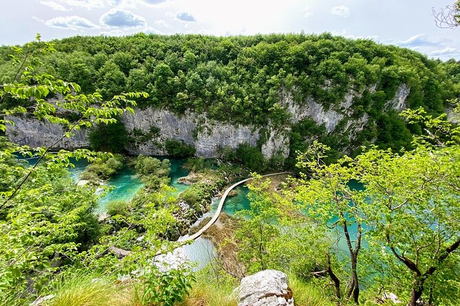 Full Day Private Tour of Plitvice National Park and ŽEljava Airbase With a Yugo - Meeting and Pickup