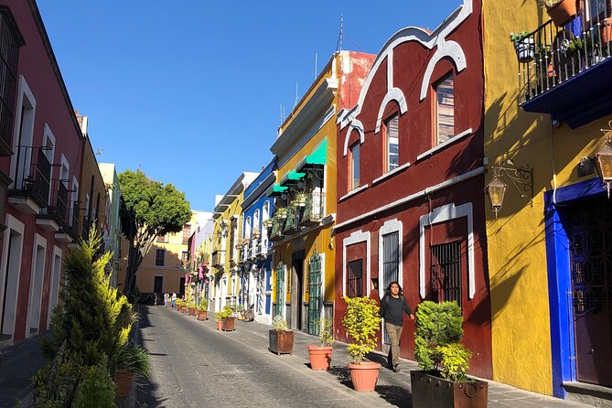 Full Day Private Tour of Puebla and Cholula. - Meeting and Pickup