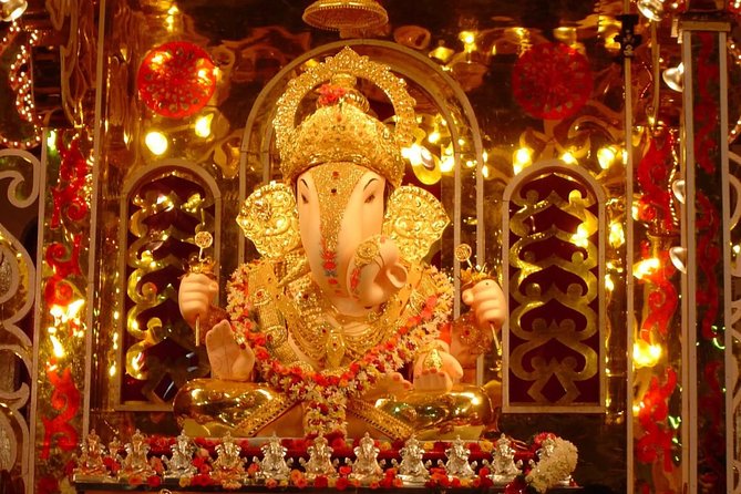 Full Day Private Tour of Temples of Bengaluru - Exploring the Dodda Ganesha Temple