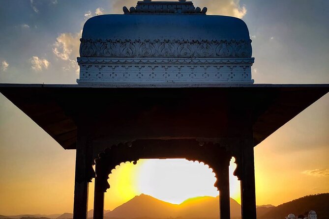 Full-Day Private Tour of the Best Instagram Spots in Udaipur - Tour Inclusions and Exclusions