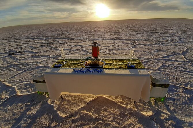 Full Day Private Tour of the Salar Uyuni - Tour Overview