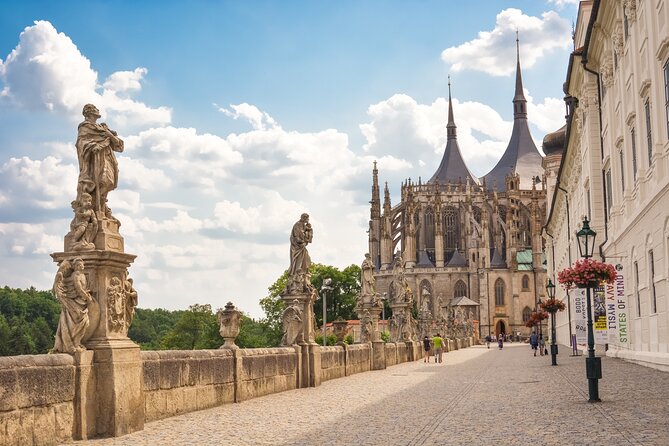 Full Day Private Tour to Kutná Hora With Wine Tasting - Tour Reviews and Ratings